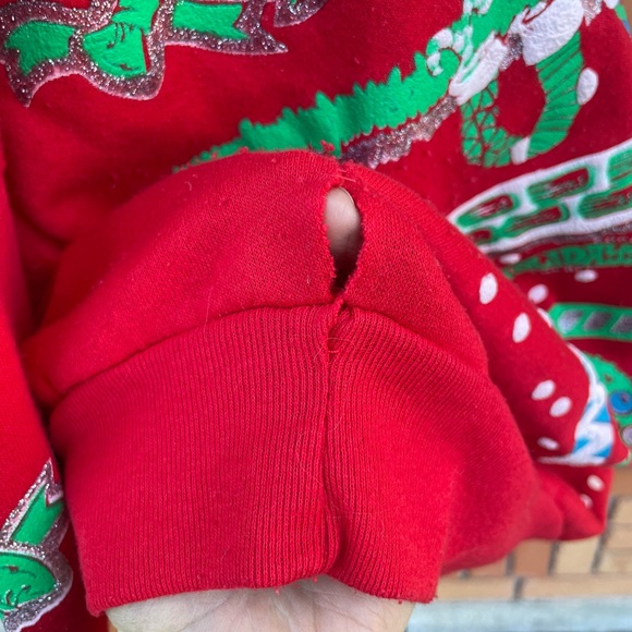 Vintage Ugly Christmas Sweater - Picture 15 of 16
